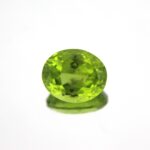 Peridot 7.65 Carat (8.5 Ratti)